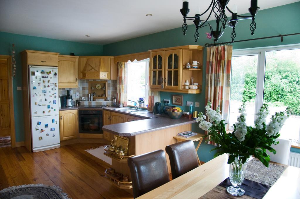 Lake Rise Holiday Home At Kilmaddaroe Carrick on Shannon Chambre photo